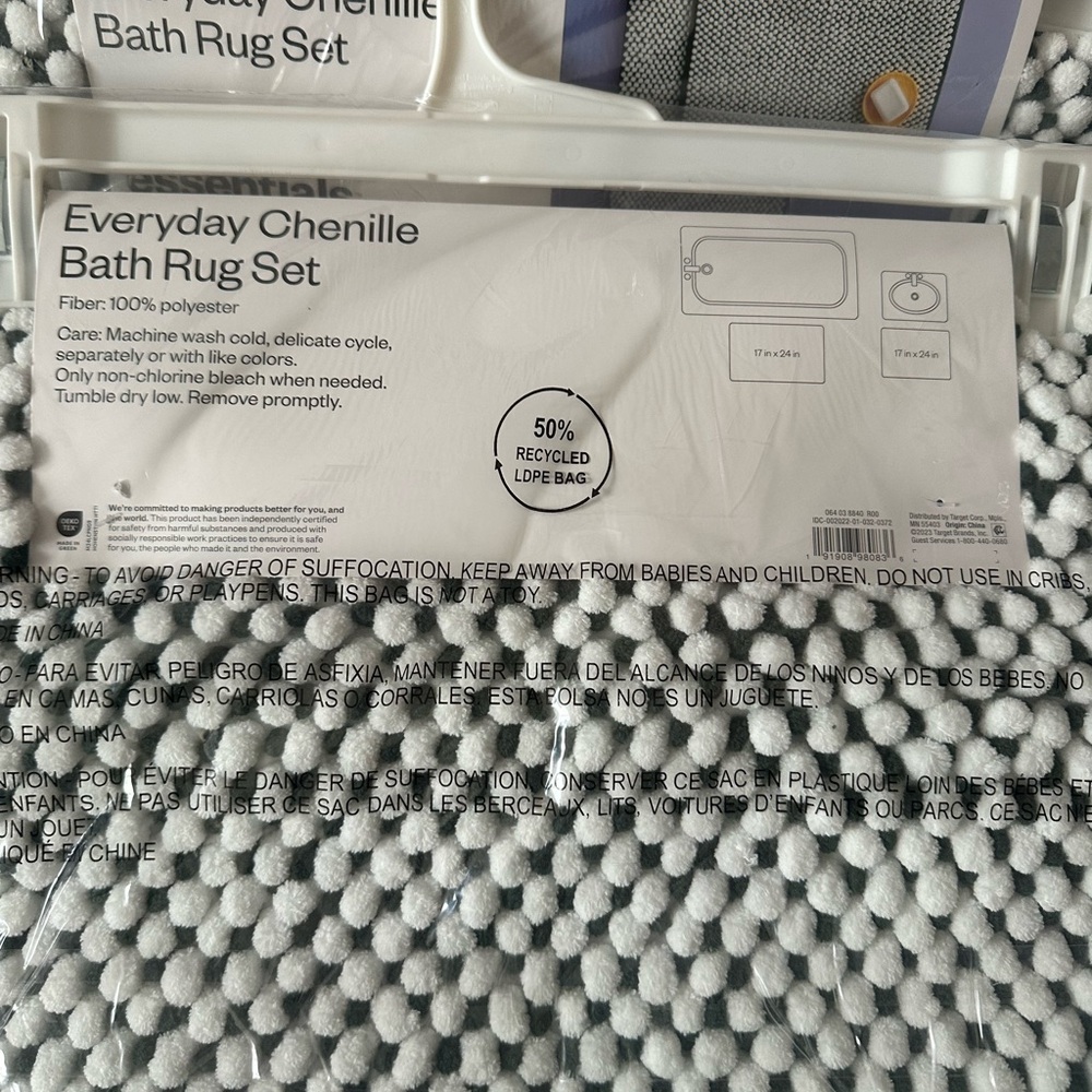 Room Essentials Chenille Bath Rug Set - Picture 6 of 6